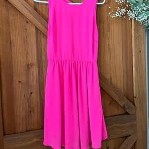 Hot pink dress size M.  Gently worn few times.  Excellent condition.